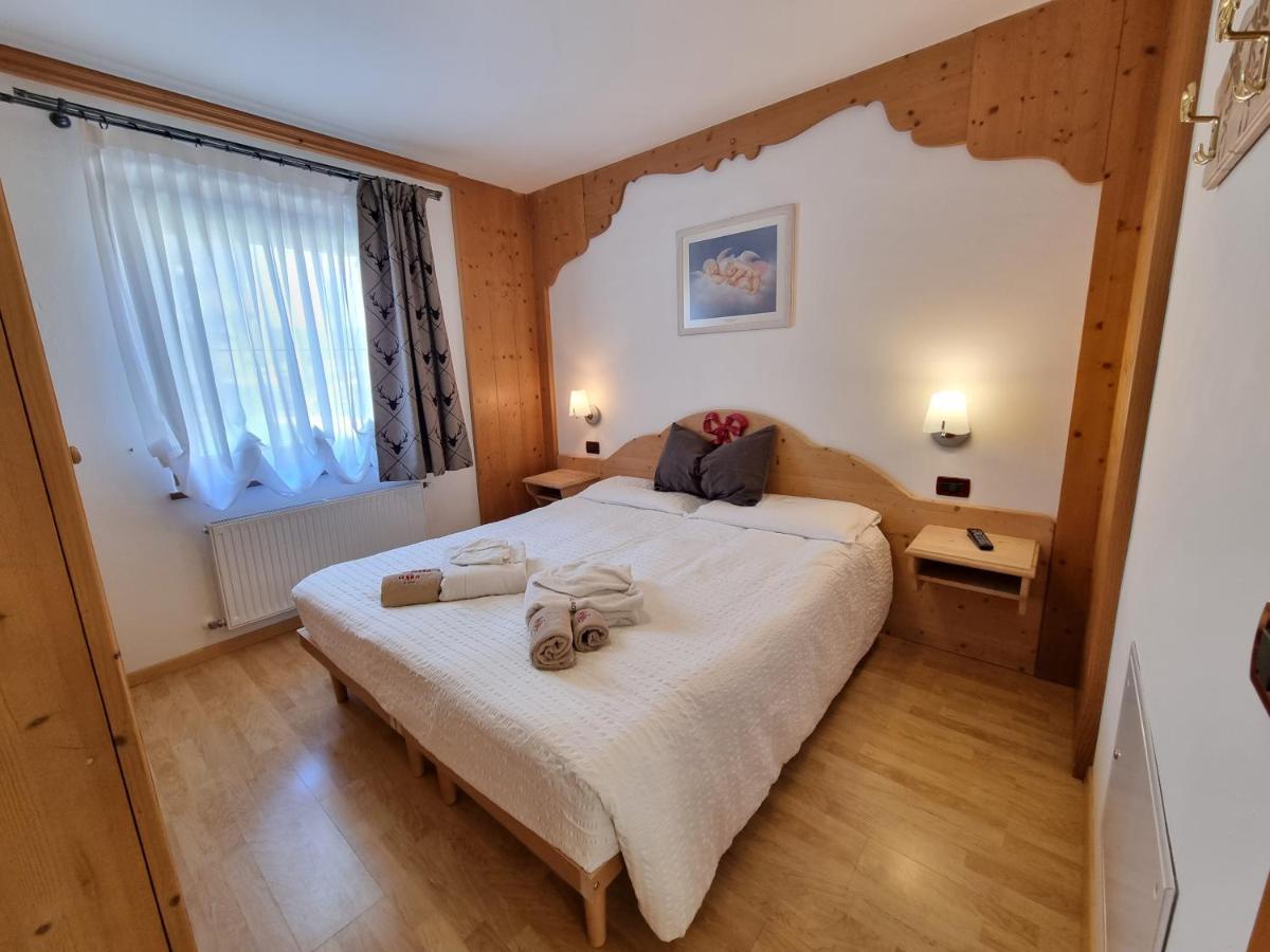 Residence Le Rose Pozza di Fassa Eksteriør billede