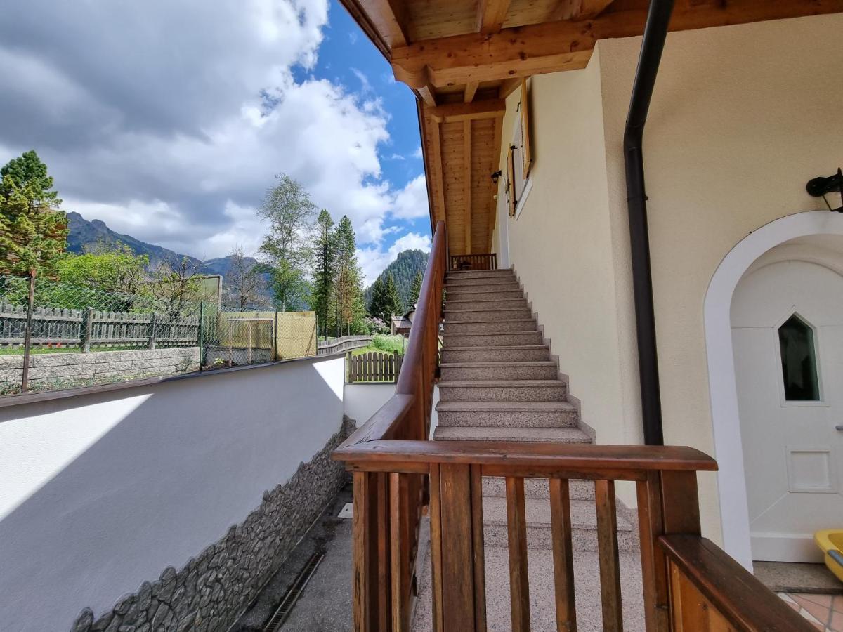 Residence Le Rose Pozza di Fassa Eksteriør billede