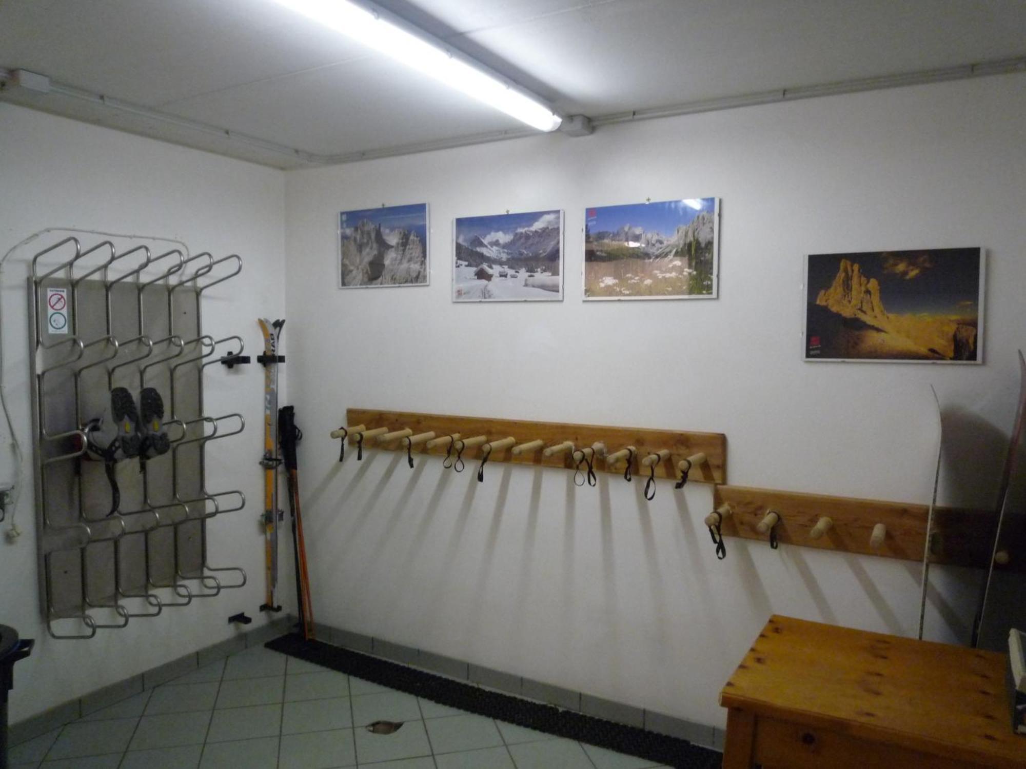 Residence Le Rose Pozza di Fassa Eksteriør billede
