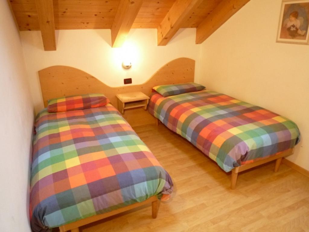 Residence Le Rose Pozza di Fassa Eksteriør billede